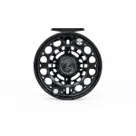 12_invictus_Black_Front.jpg kopio